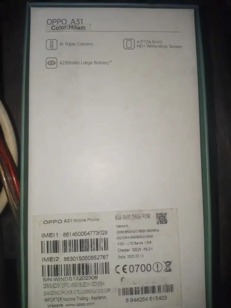 Oppo A31 warna hitam