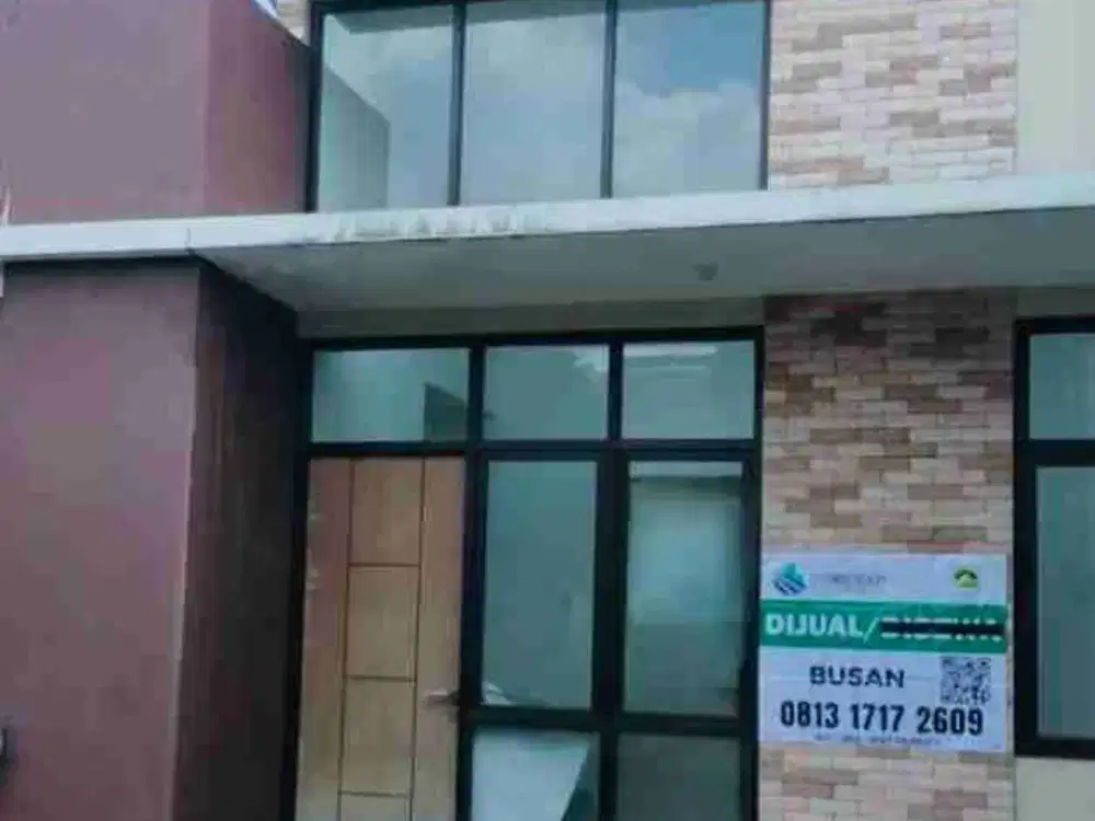 DIJUAL RUMAH DI CLUSTER VILLAGIO CITRA RAYA DEKAT MALL CIPUTRA DAN 3 PINTU TOL UTAMA.