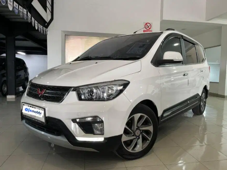 Pajak Panjang - Wuling Confero S 1.5 L Bensin-MT 2018