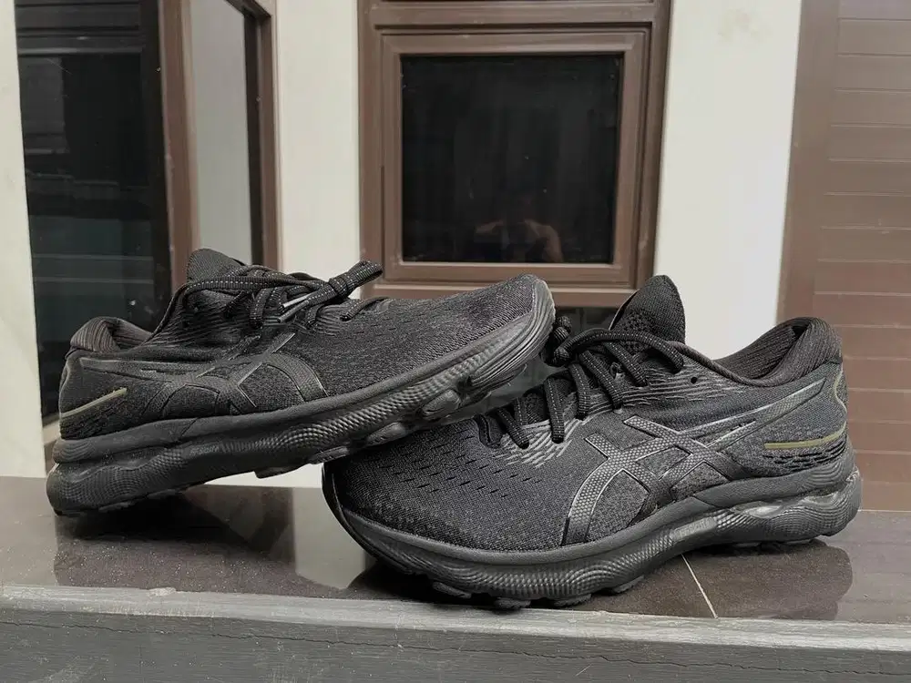 asics gel nimbus 24 running