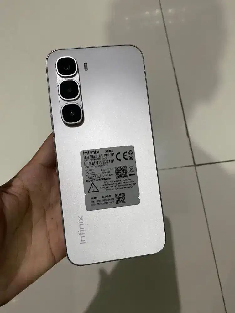 Infinix hot 60 pro 256GB white