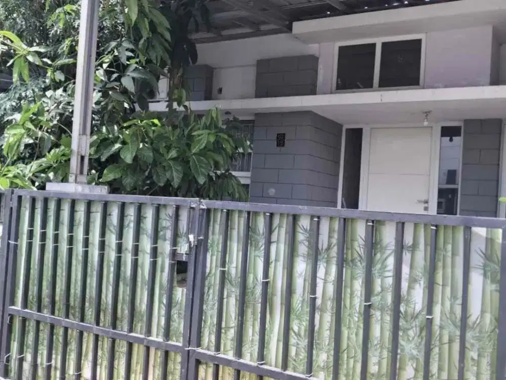 Dijual rumah di Bukit Golf Cibubur