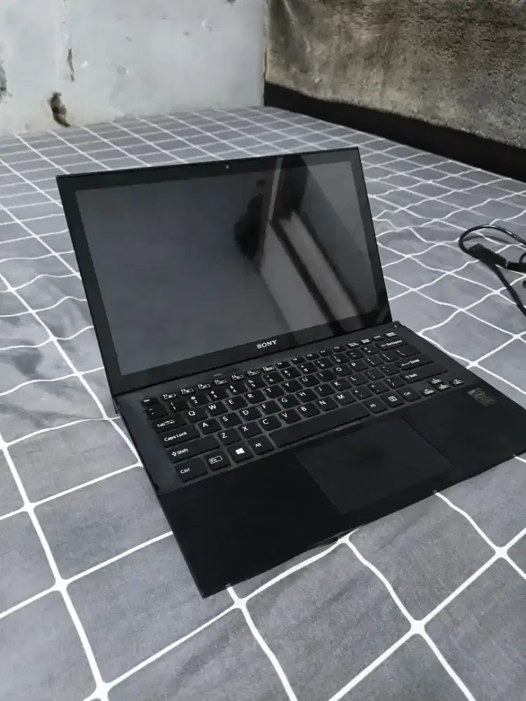 Laptop Sony Vaio svp 132A SSD Nvme