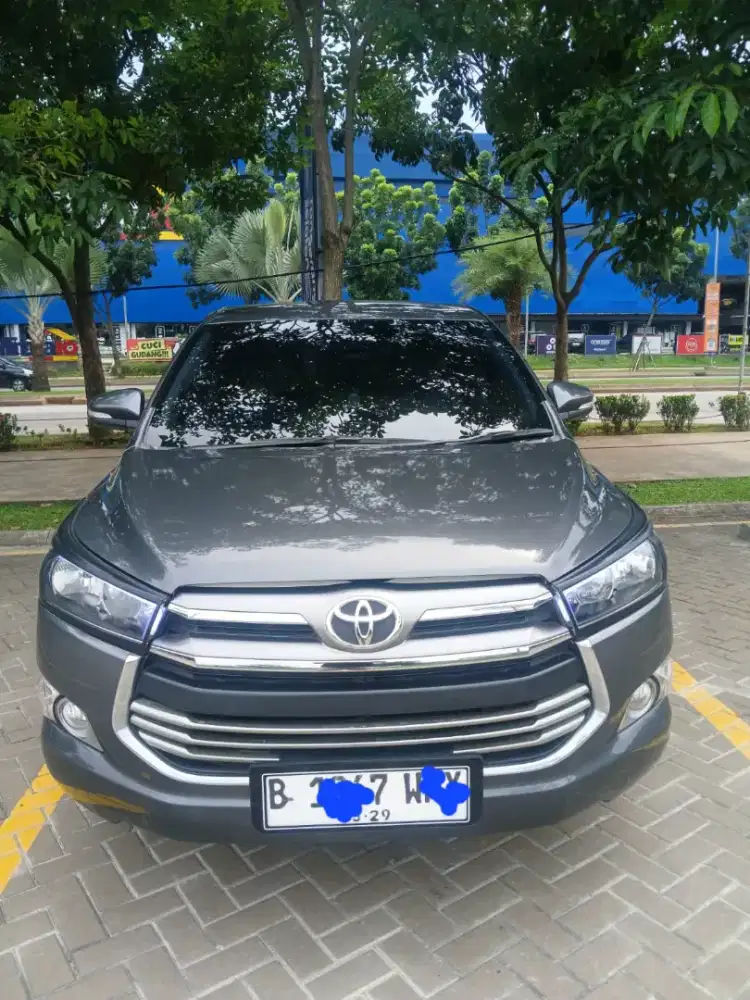 Dijual mobil Innova reborn V bensin 2016