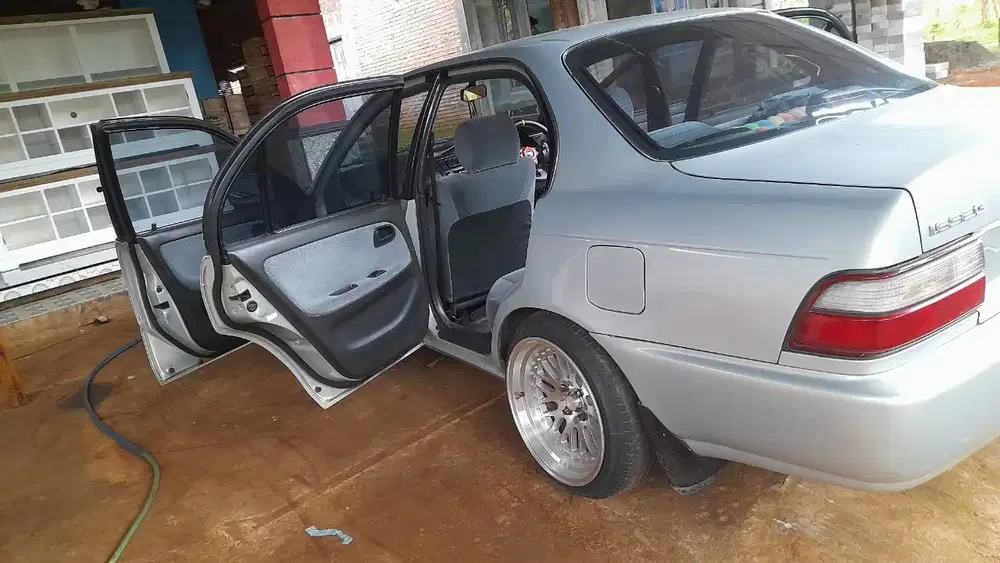 Toyota Corolla 1995 Bensin
