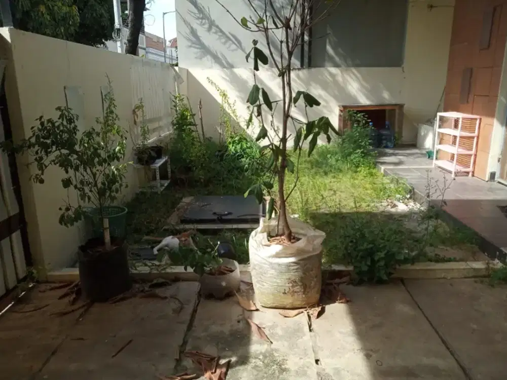 dijual murah rumah di metland cakung