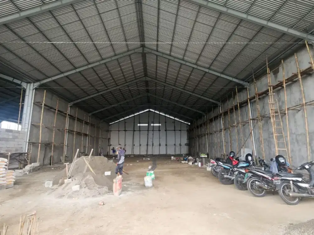 Disewakan Gudang Zona Industri Lokasi Madiun Luas 1,3 Hektar