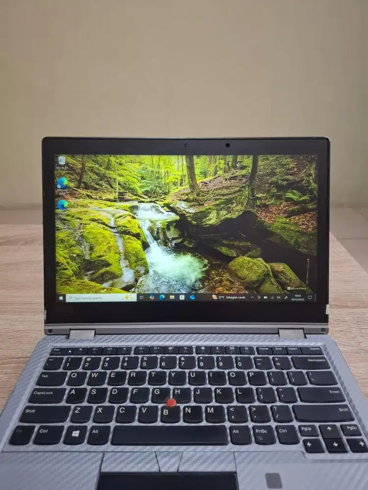 Lenovo L390 yoga i5 8th gen touch screen