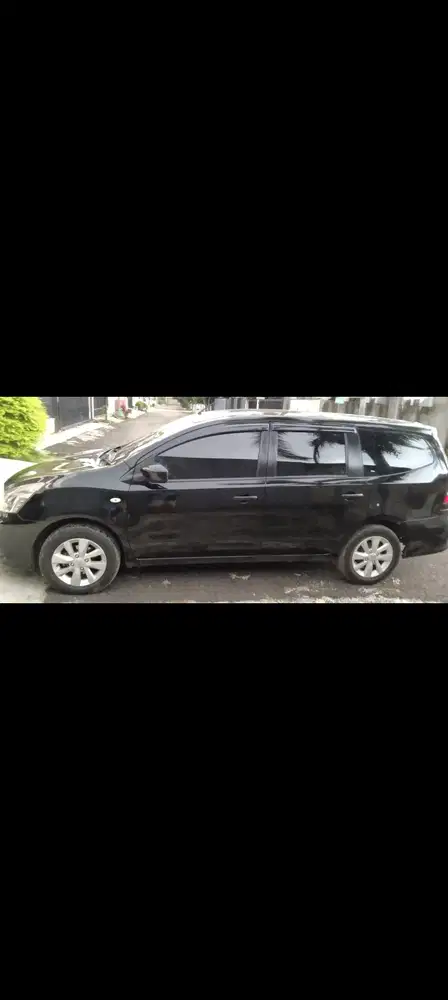 Nissan Grand livina 2015 Bensin