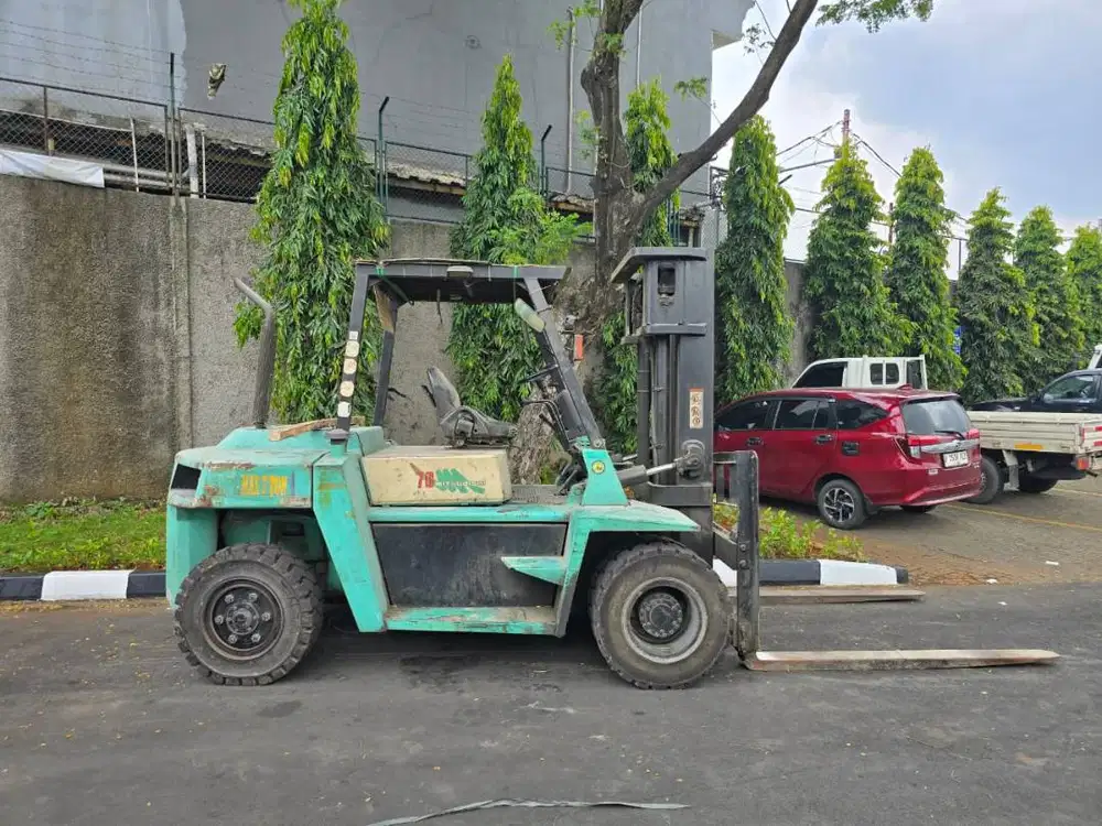 Forklift Th 2012 Mitsubishi FD70 (7 Ton) Diesel