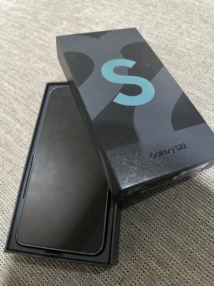 Samsung Galaxy S22 5G 8/128GB SEIN NO MINUS, Siap Pakai