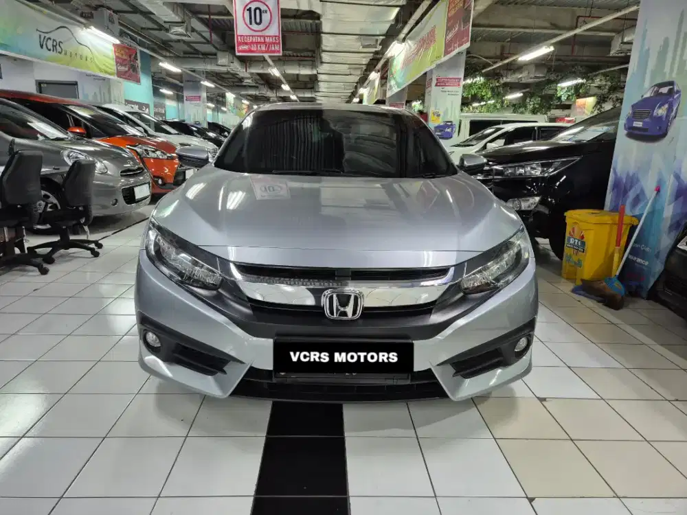KM 80rb ANTIK HONDA CIVIC TURBO 1.5 ES SEDAN 2016 MATIC SUPER ISTIMEWA