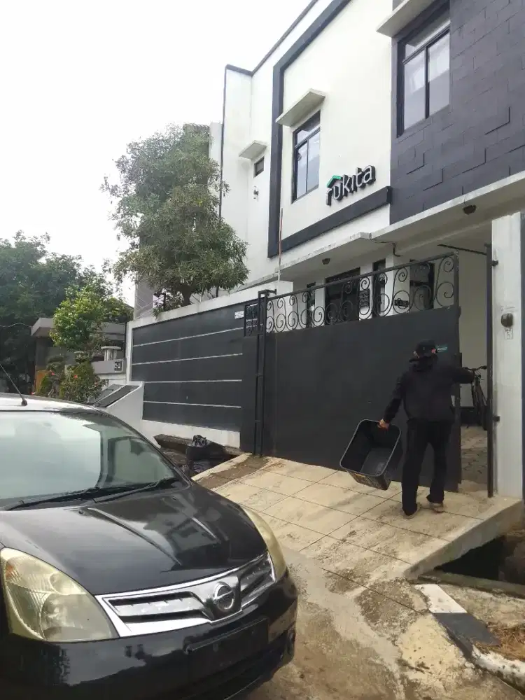 Tukang gosok (strika uap)