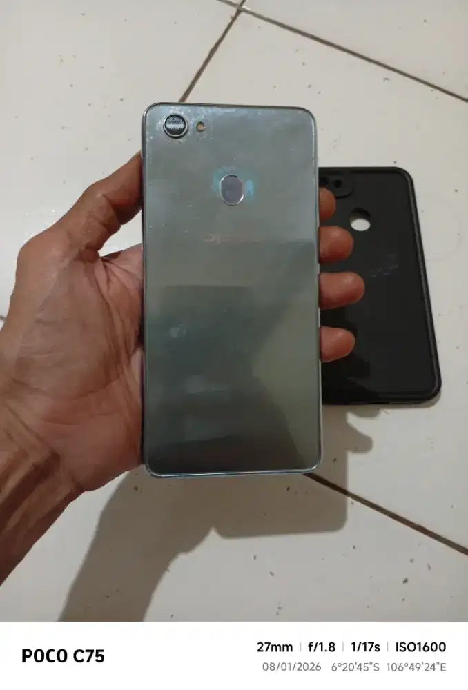 Oppo F7 Ram4/64Gb Minusan