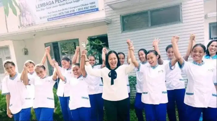 Loker tanpa biaya lsg penempatan: Baby Sitter ART dan Perawat Lansia