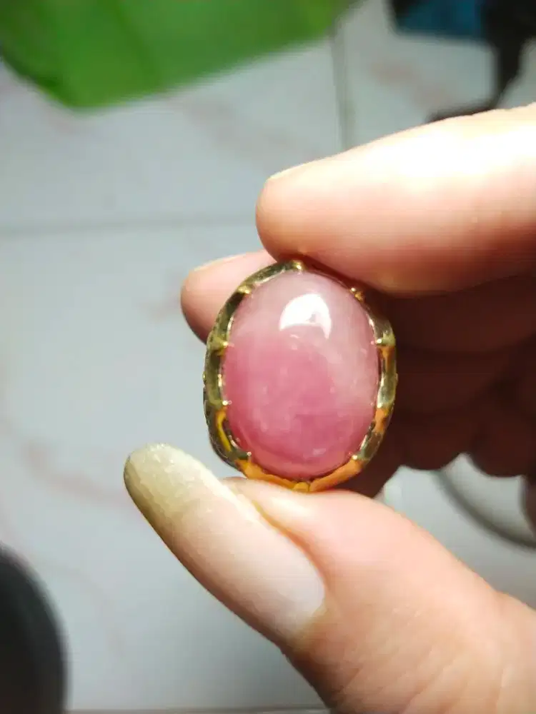 Cincin Natural Ruby 42.65 Ct Unik