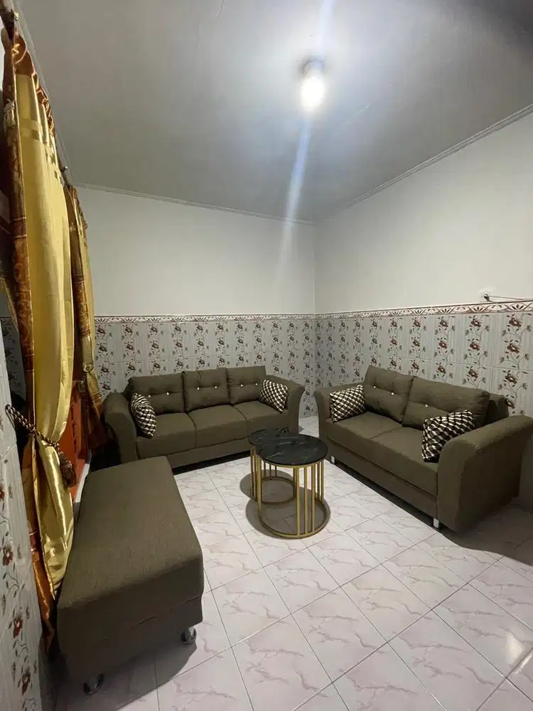 Sofa minimalis tipe 32