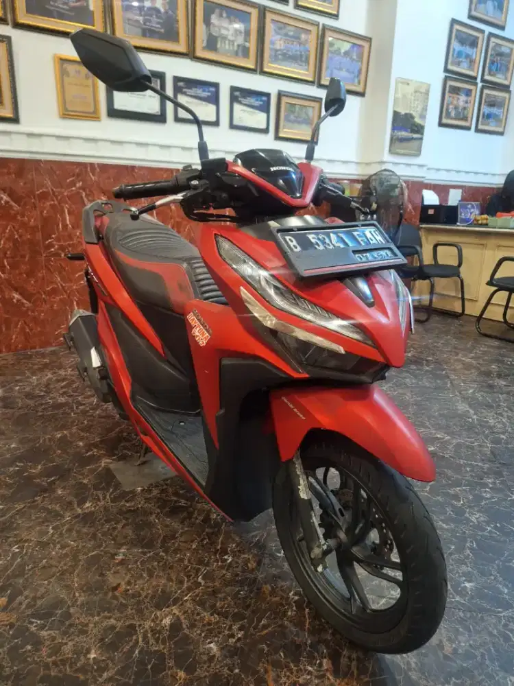 SELES CE KOM JUAL CEPAT VARIO 150 2020 MOTOR MULUS MESIN HALUS KM LOW