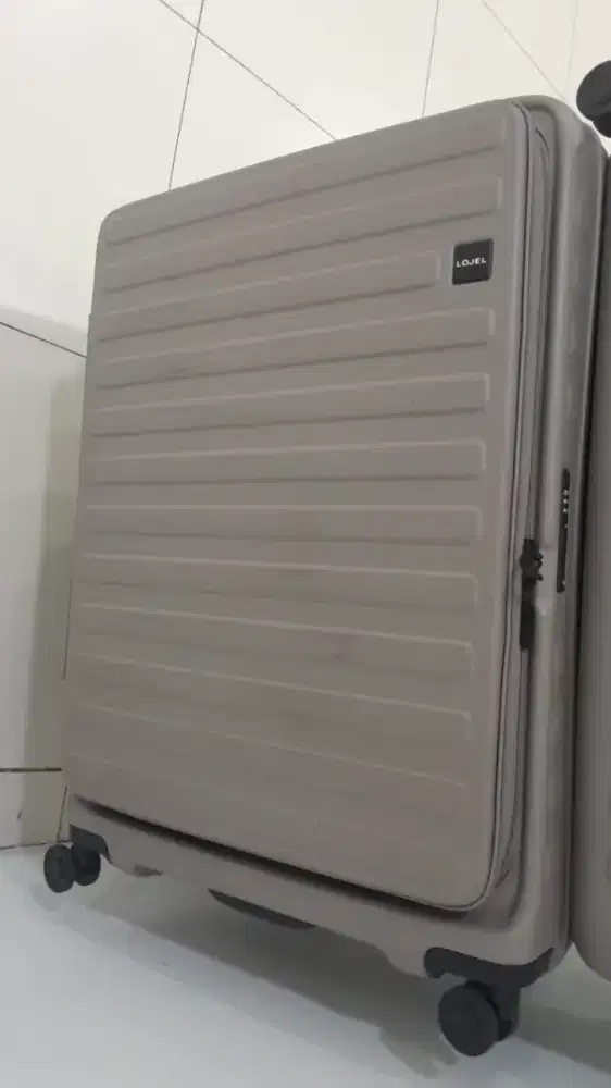 Koper lojel ukuran besar