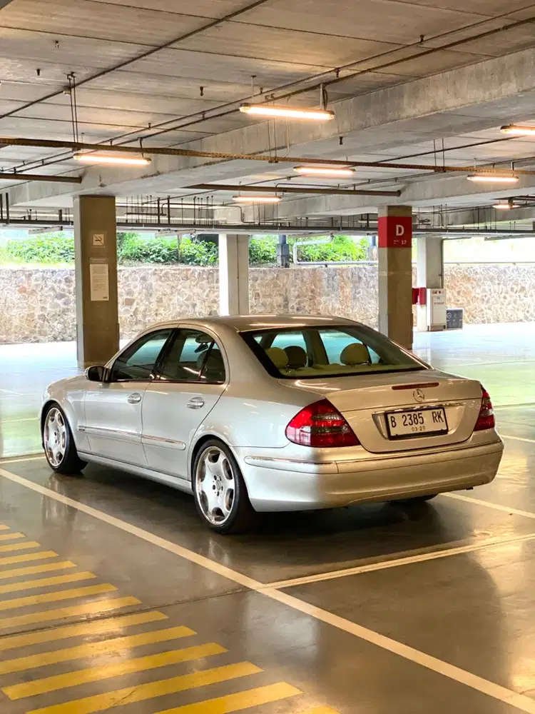 Mercedes-Benz W211 E200 Kompressor