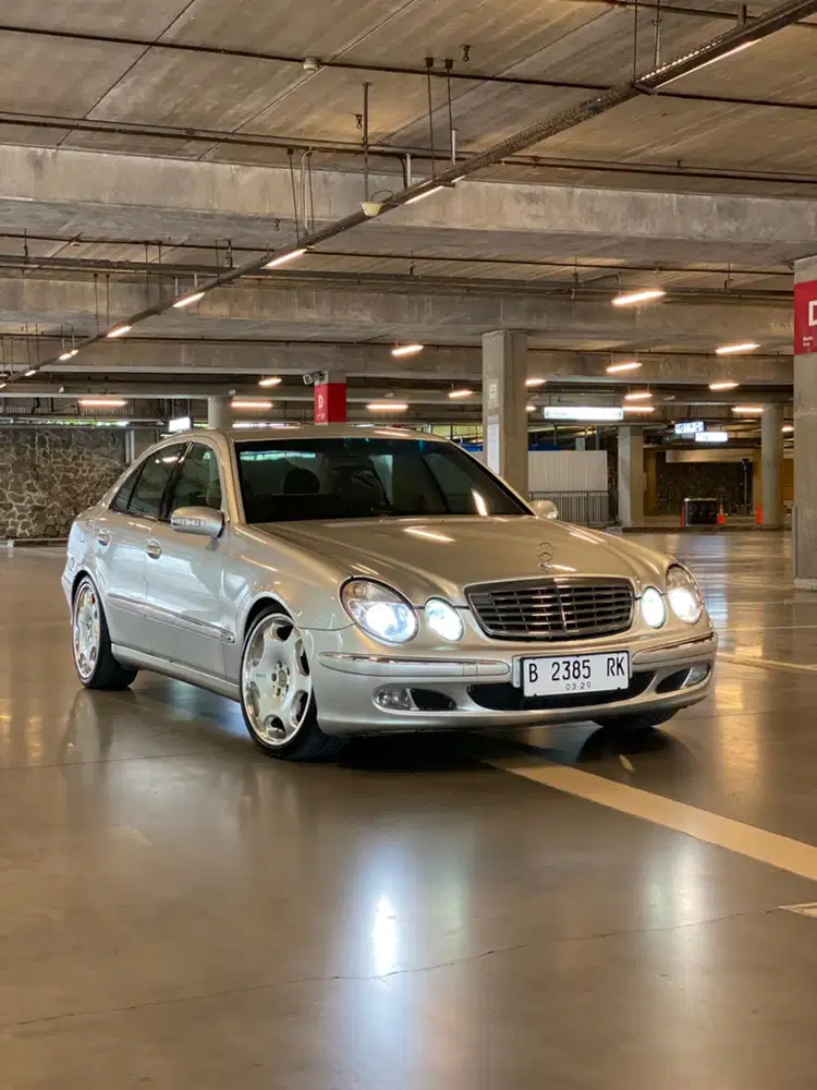 Mercedes-Benz W211 E200 Kompressor