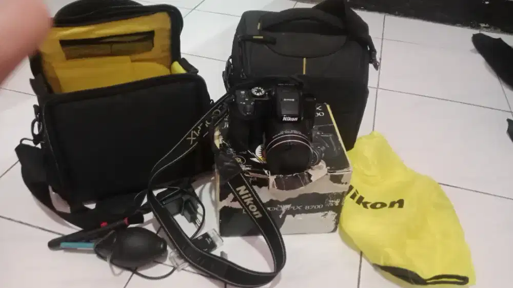 NIKON COOLPIX  B700 4K super zoom.. Jual edisi BU