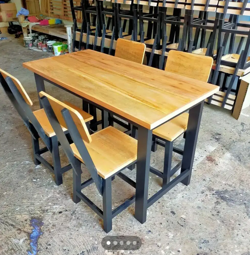 di juwal meja kursi lestoran 1 set