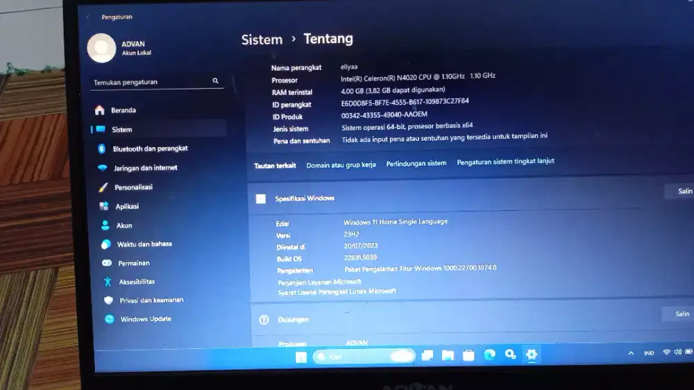 laptop merk advan 1405