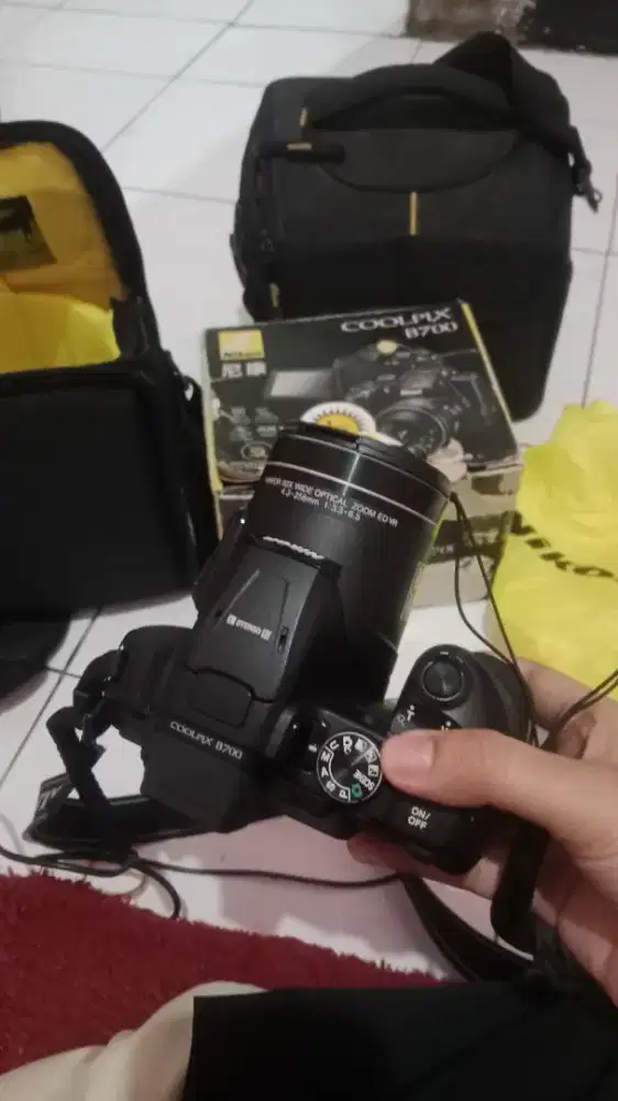 Jual BU bisa Nego Camera Nikon COOLPIX B700 4K Superzoom