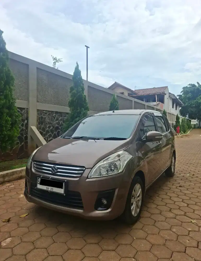 (Harga Cash) Ertiga GX AT NIK 2013 Coklat