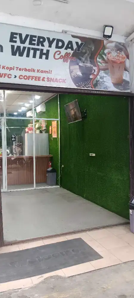 DISEWAKAN LOKASI COUNTER MAKANAN
