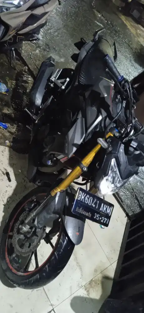 Jual sepeda motor cb150r 2022