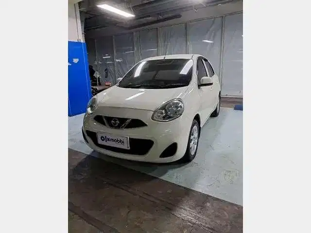 Dp Rendah - Nissan March 1.2 L Bensin-MT 2015