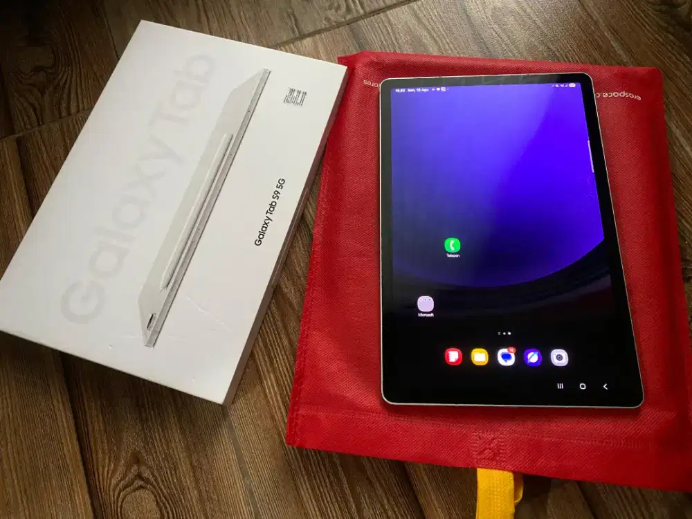 Samsung Galaxy TAB S9 5G (BiSA KARTU 5G) & KEYBOARD SAMSUNG TRACKPAD