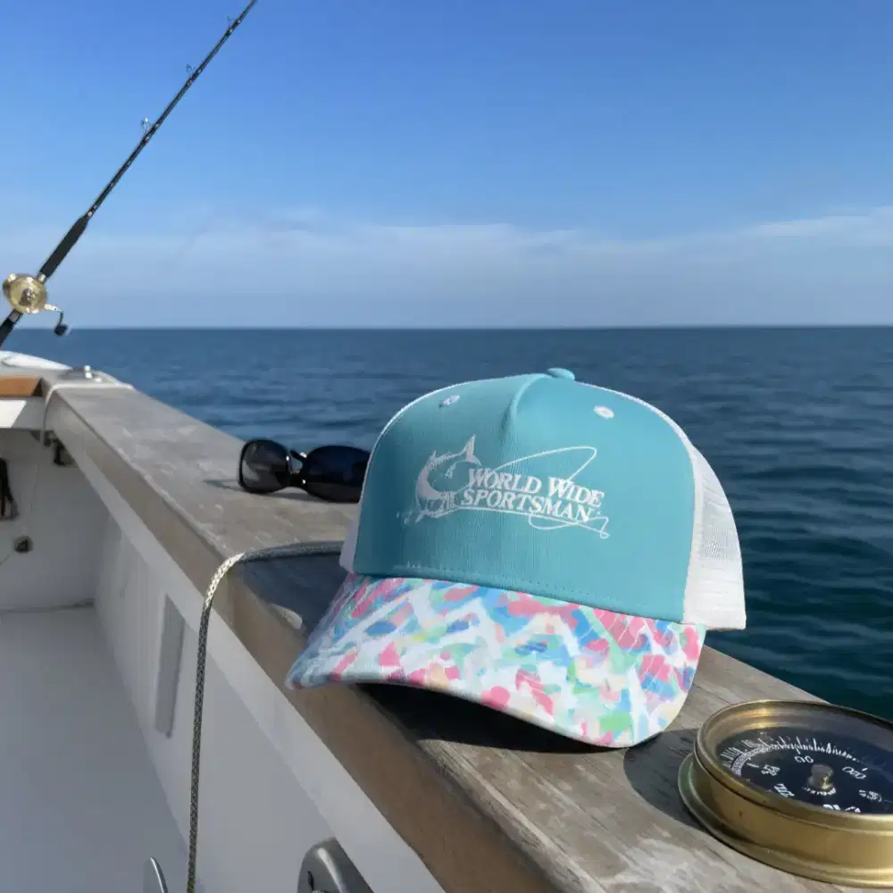 Topi Trucker Logo Mancing Ikan World Wide Ori Second Hijau Mint Putih