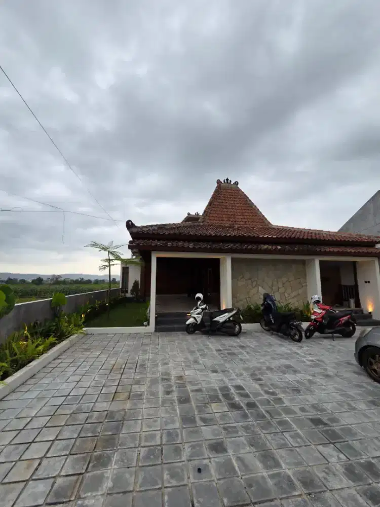 Jual Rumah / Villa di Prambanan Sleman