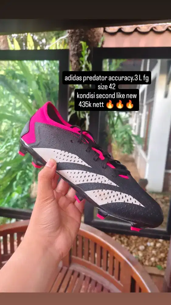 sepatu bola adidas predator accuracy. 3 L fg