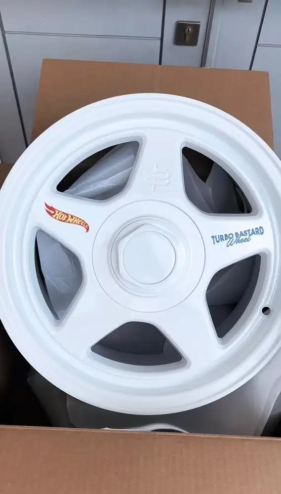 Turbo Bastard Wheel (TBW) x Hot Wheels Velg R15 + Turbodisc 01/20