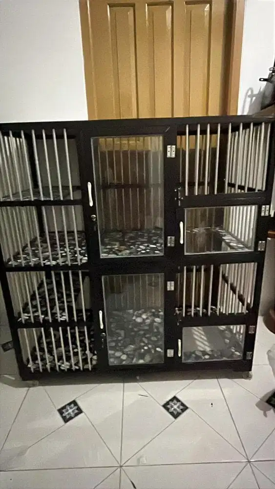 Jual cepat urgent kandang kucing alumunium andcat tree