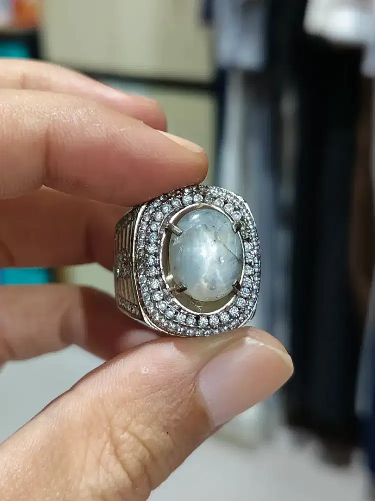 Natural White Star Sapphire Srilanka Ceylon 7.33crt Sudah Sertifikat
