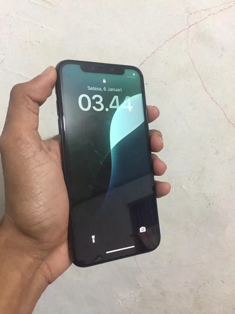 iphone xs 64 jaringan all operator