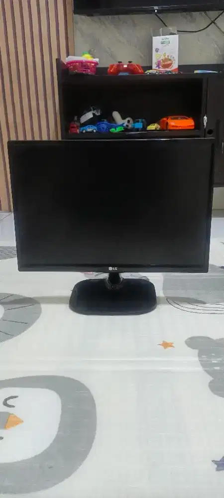 Monitor LED IPS LG 20 inch Mulus normal siap pakai