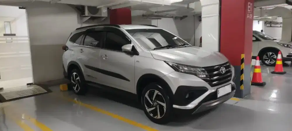 Ovr Kredit New Rush TRD Sportivo 2020 Silver Matic Tgn Pertama