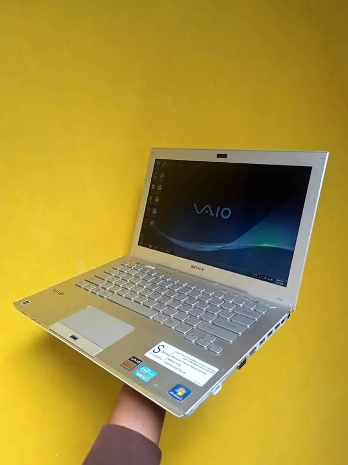 Laptop Gaming Sony Vaio i5 Dual Vga 8GB/500GB