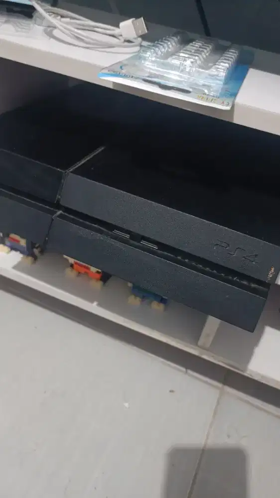 Ps4 Fat 500GB lengkap Ori