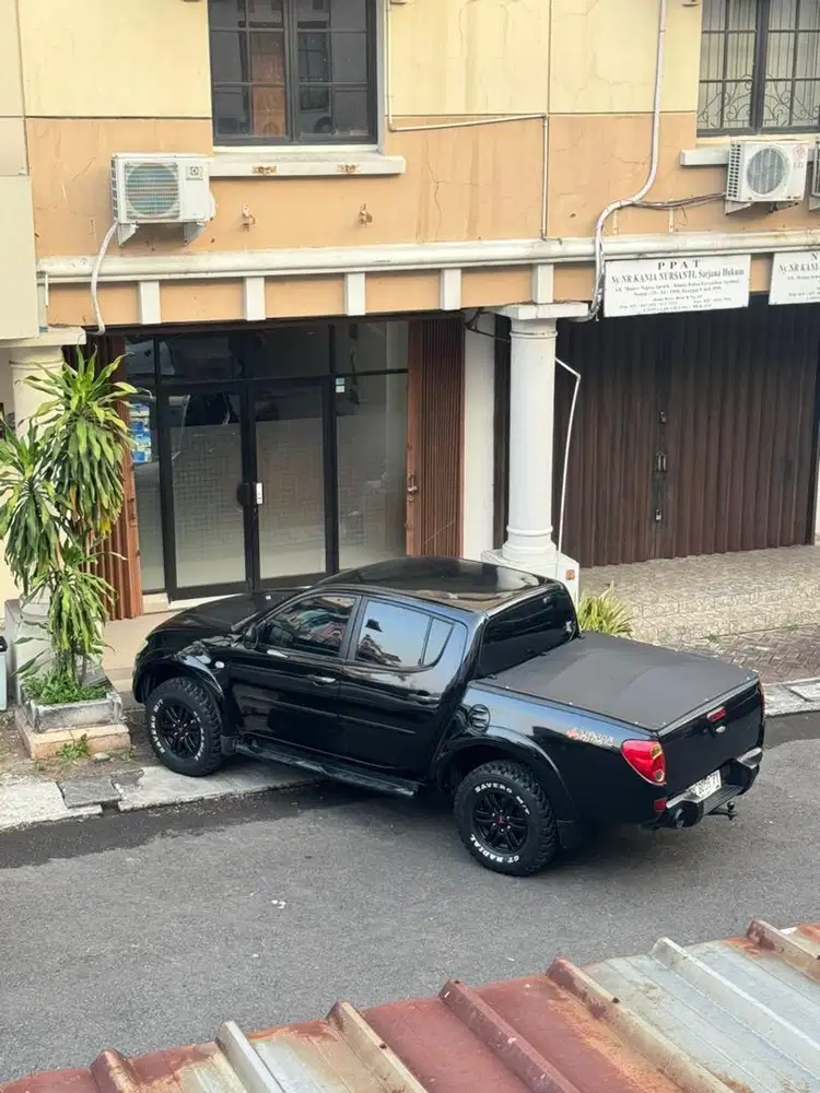 Mitsubishi strada triton 2012 4x4 automatic diesel solar matic matik