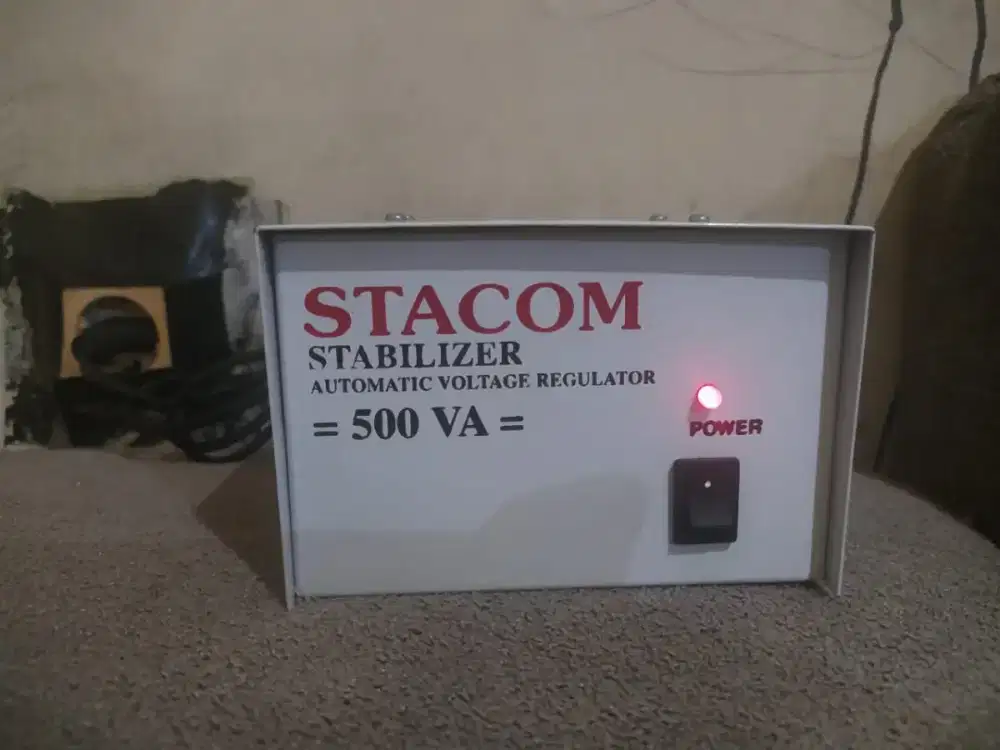 Stabilizer Komputer Stacom 500VA BARU