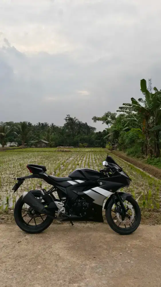 GSX R-150 keyless pajak hidup surat-surat lengkap