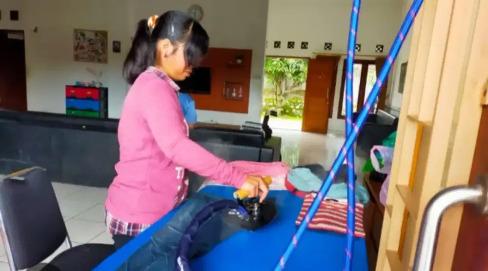 Yang Pengalaman Setrika Uap