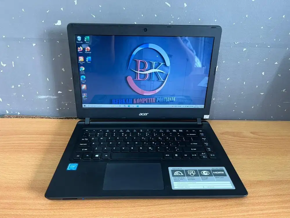 Acer aspire es1-432 mulus like new